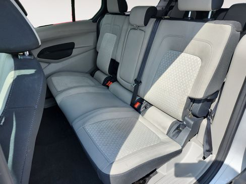 Used 2022 Ford Transit Connect XLT FWD image 13