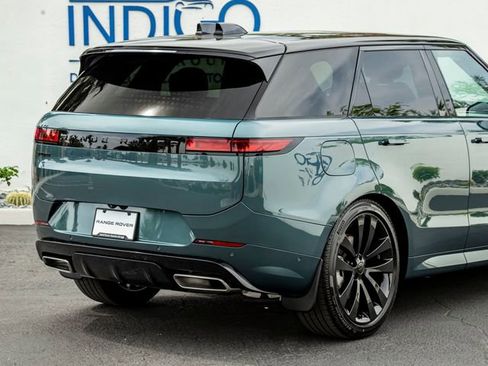 New 2026 Land Rover Range Rover Sport Dynamic SE AWD/4WD image 7