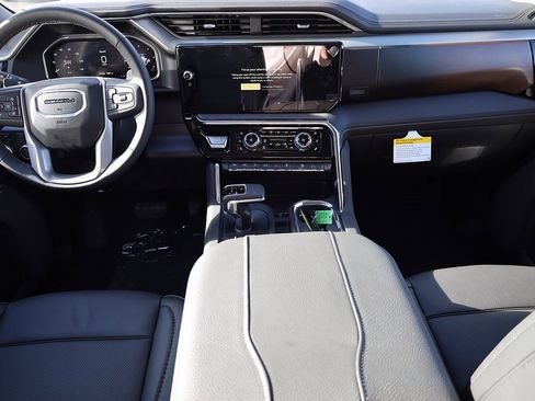 New 2026 GMC Sierra 1500 Denali w/ Technology Package image 18