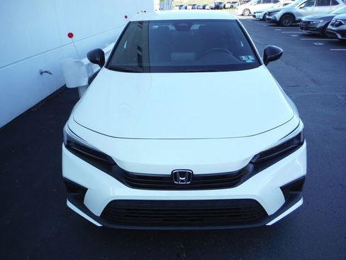 Used 2024 Honda Civic Sport image 4