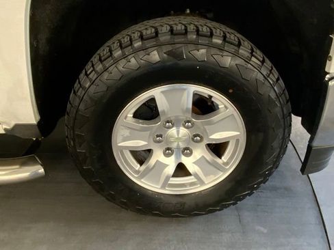 Used 2014 Chevrolet Silverado 1500 LT w/ LT Convenience Package RWD image 8