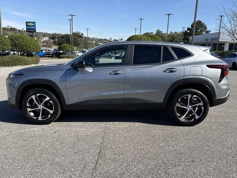 New 2026 Chevrolet Trax RS w/ Driver Confidence Package image 6