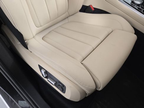 Used 2021 BMW X5 xDrive40i w/ Convenience Package image 17