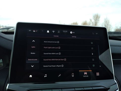 New 2026 Jeep Compass Limited image 40