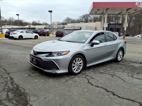 Certified 2023 Toyota Camry LE image 3