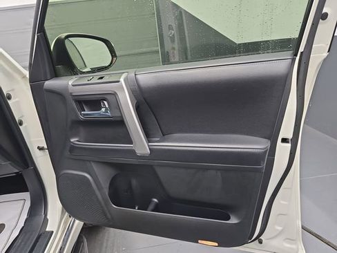 Used 2016 Toyota 4Runner Limited image 48
