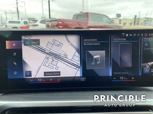 New 2023 BMW 330i Sedan w/ Convenience Package image 33