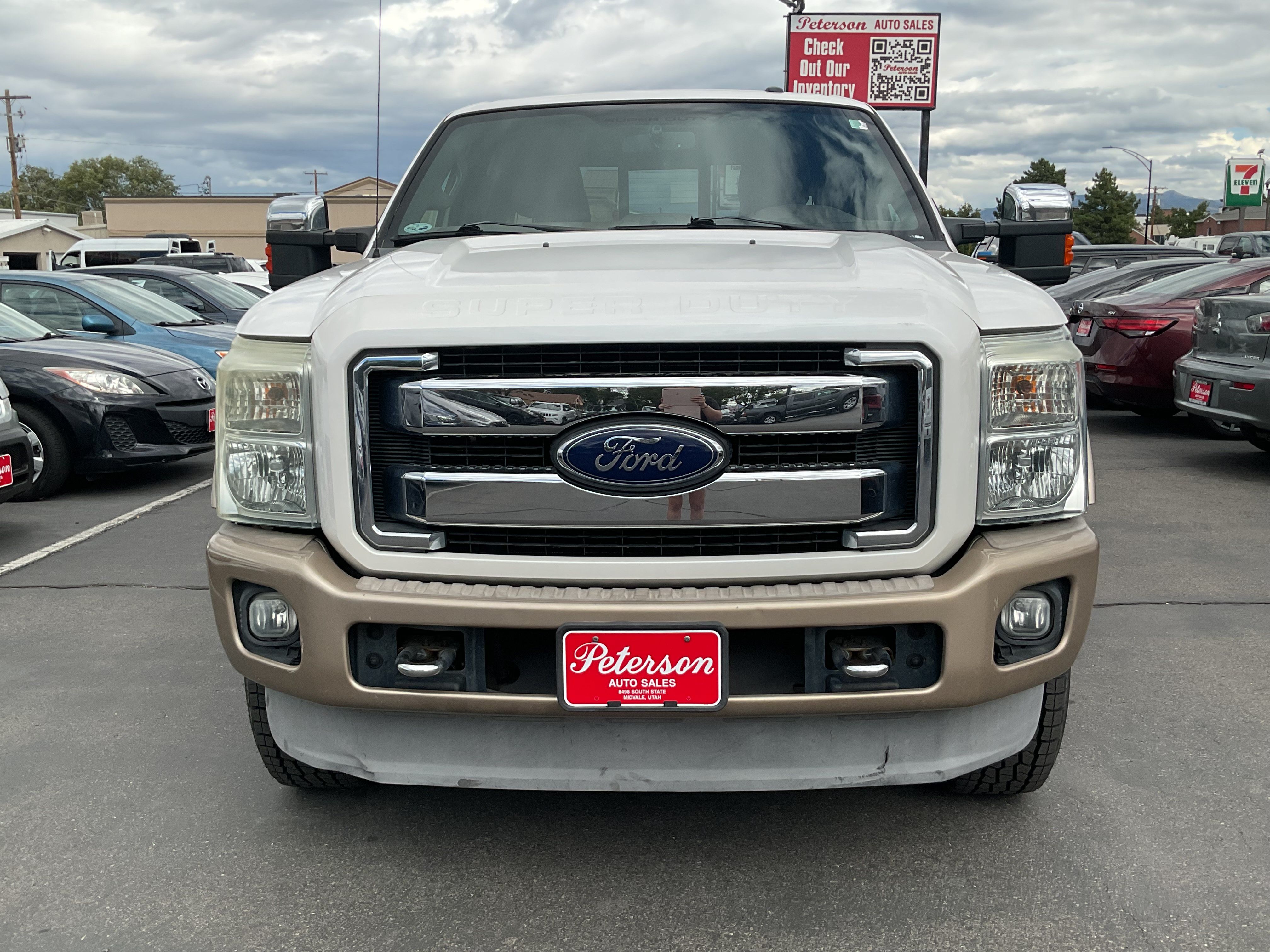 Used 2013 Ford F250 King Ranch w/ King Ranch w/Chrome Pkg AWD/4WD image 3