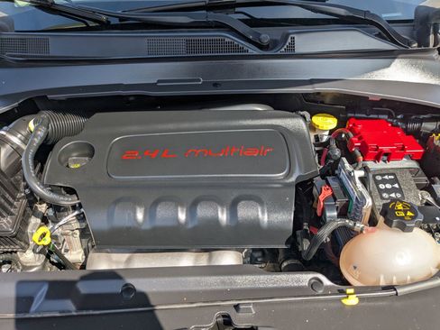 Used 2020 Jeep Compass Latitude image 30