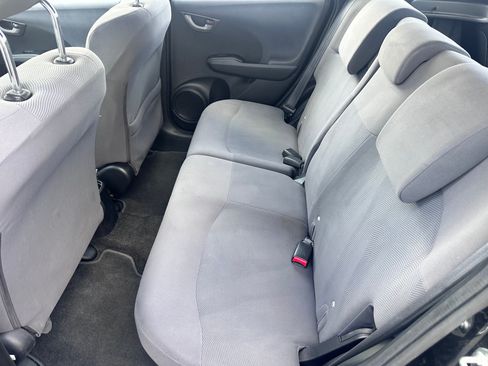 Used 2011 Honda Fit image 6