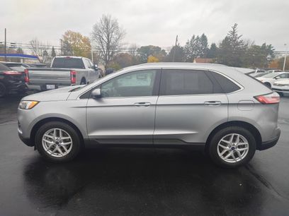 Used 2022 Ford Edge SEL w/ Convenience Package