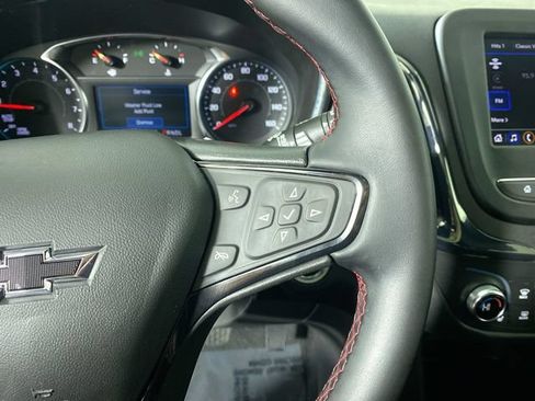Used 2023 Chevrolet Equinox RS AWD/4WD image 13