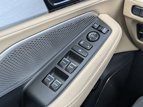 Certified 2023 Acura MDX FWD w/ Technology Package image 24