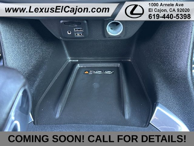 Used 2022 Chevrolet Traverse RS w/ LPO, Cargo Package FWD image 29