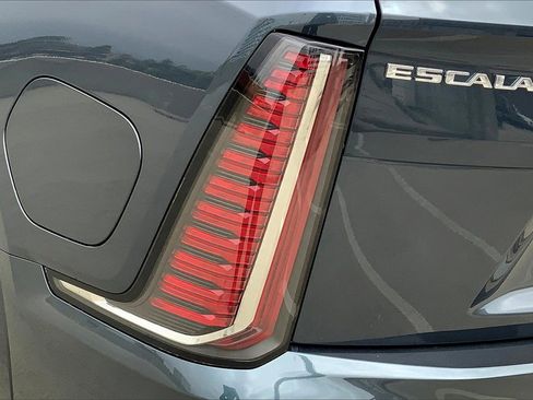 New 2025 Cadillac Escalade IQ Sport 1 image 15