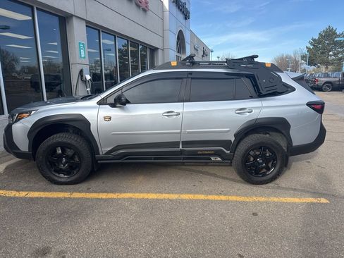 Used 2022 Subaru Outback Wilderness w/ Wilderness Package image 10