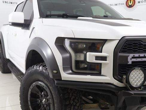 Used 2018 Ford F150 Raptor w/ Equipment Group 802A Luxury image 21