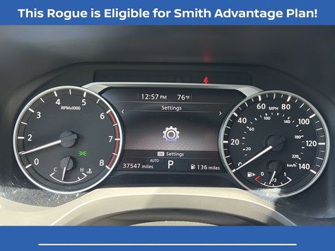 Used 2022 Nissan Rogue SV AWD/4WD image 17