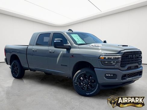 New 2026 RAM 2500 Laramie w/ Night Edition AWD/4WD image 2