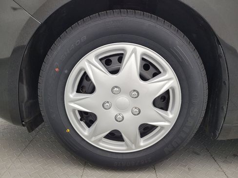 Used 2019 Ford Fusion S FWD image 31