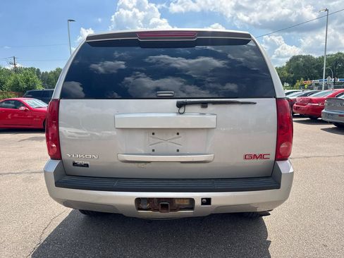 Used 2007 GMC Yukon SLE AWD/4WD image 6