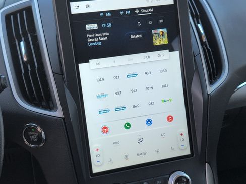 Used 2022 Ford Edge SEL w/ Convenience Package AWD/4WD image 18