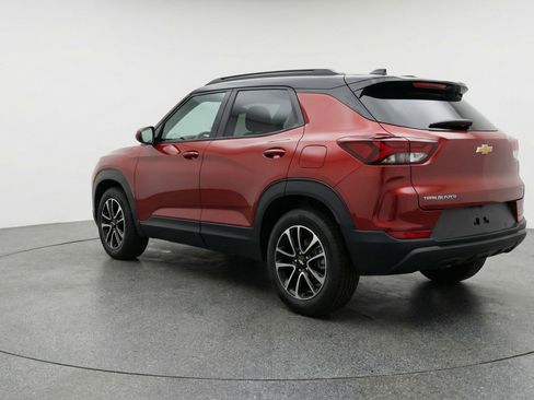 Used 2025 Chevrolet TrailBlazer LT image 6