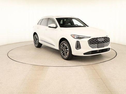 New 2026 Audi Q5 Premium AWD/4WD image 10