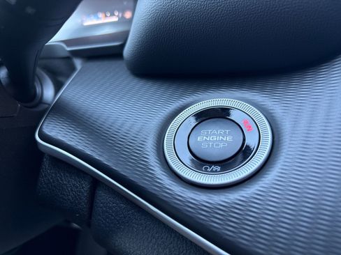 New 2025 Jeep Grand Cherokee L Laredo image 22