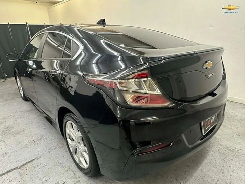 Used 2018 Chevrolet Volt Premier w/ Driver Confidence Package image 6