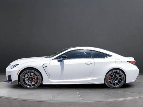 Used 2025 Lexus RC F Final Edition RWD image 2
