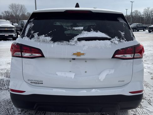 Used 2023 Chevrolet Equinox LS w/ LS Convenience Package image 6