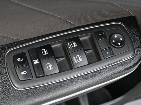 Used 2022 Dodge Charger GT RWD image 3