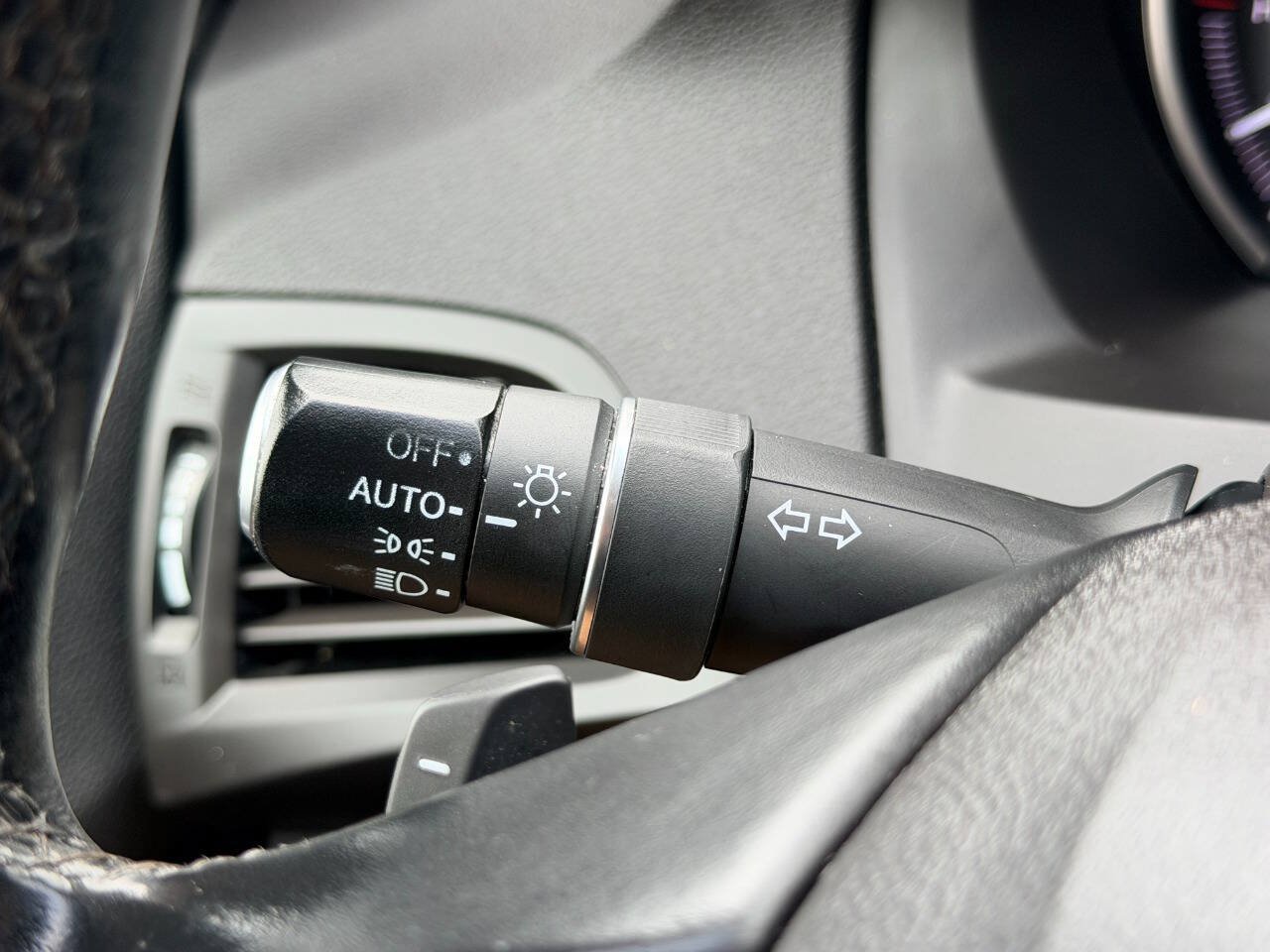 Used 2020 Acura MDX w/ Technology Package FWD image 38