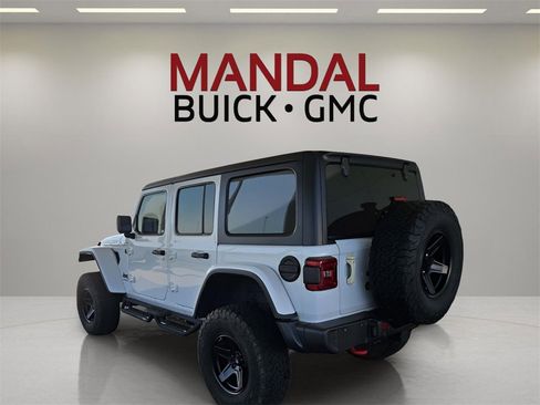 Used 2024 Jeep Wrangler Unlimited Rubicon w/ Technology Group image 8