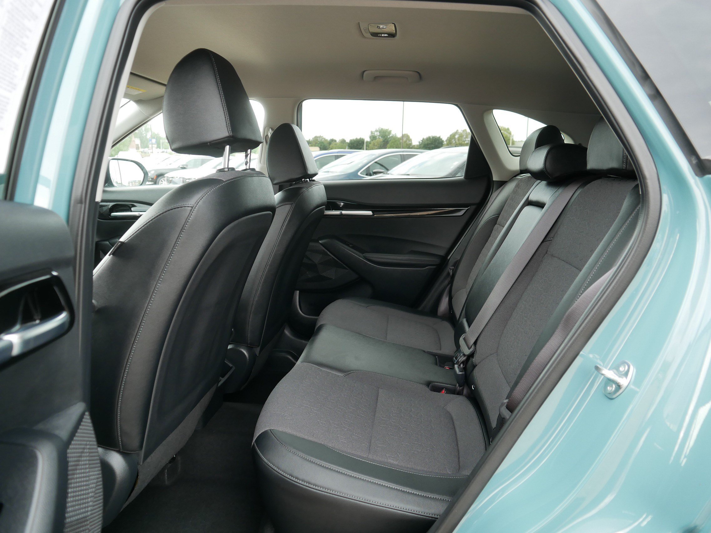 Used 2024 Kia Seltos S AWD/4WD image 34