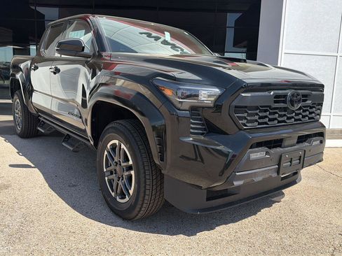 New 2026 Toyota Tacoma TRD Sport RWD image 2