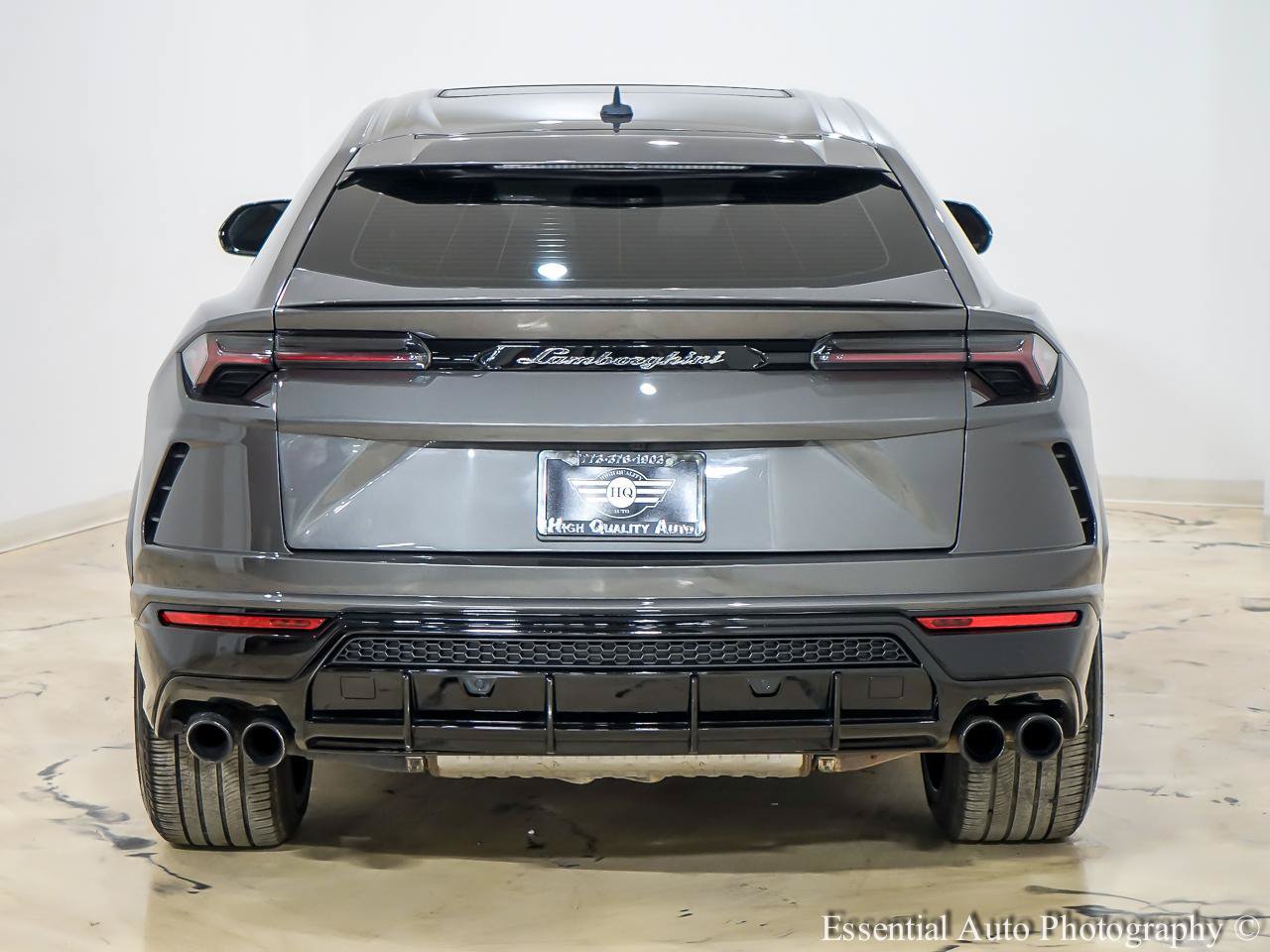 Used 2021 Lamborghini Urus AWD/4WD image 7
