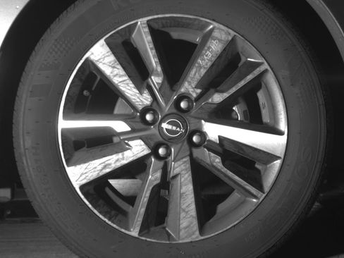 Used 2025 Nissan Versa SV image 13