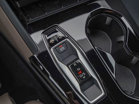 New 2025 Audi Q5 Premium Plus image 13