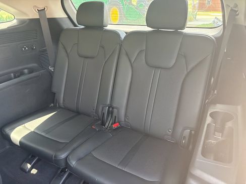 Used 2021 Kia Sorento S w/ Panoramic Sunroof Package AWD/4WD image 24