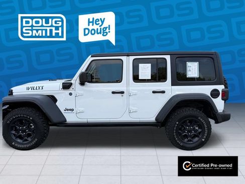 Used 2023 Jeep Wrangler Unlimited w/ Cold Weather Group AWD/4WD image 2