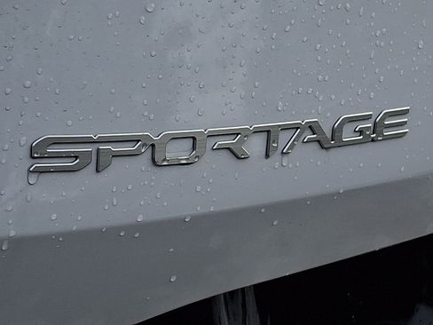 New 2026 Kia Sportage SX FWD image 14