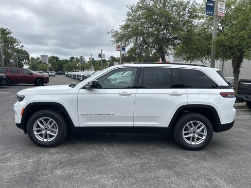 New 2026 Jeep Grand Cherokee Laredo X RWD image 4