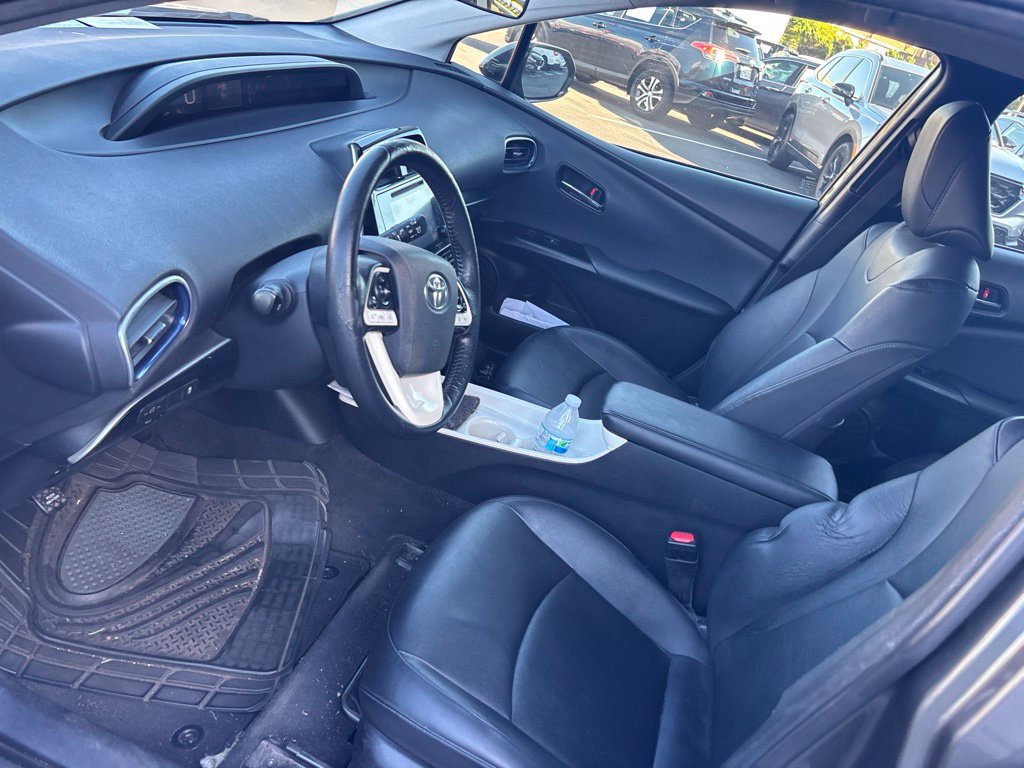 Used 2016 Toyota Prius Three Touring FWD image 14
