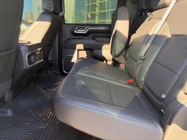 Used 2024 Chevrolet Silverado 2500 LTZ w/ LTZ Plus Package AWD/4WD image 10