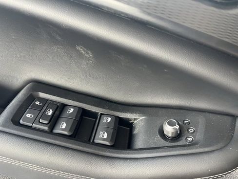 New 2025 Jeep Grand Cherokee L Laredo w/ Luxury Tech Group I image 24