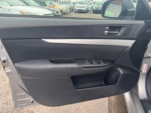 Used 2011 Subaru Legacy 2.5i Premium image 13