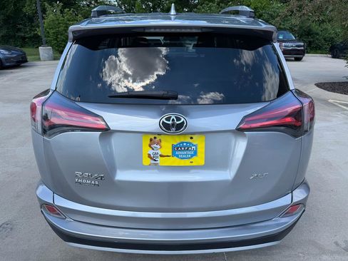 Used 2016 Toyota RAV4 XLE FWD image 6