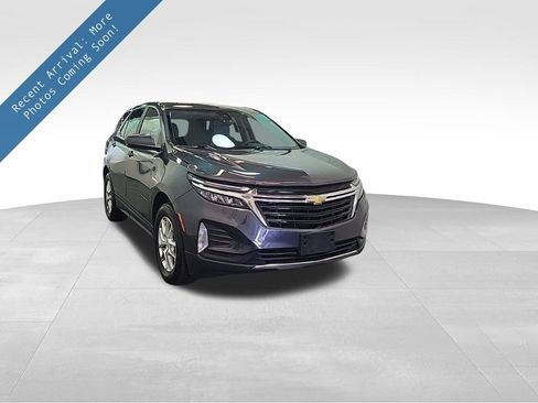 Used 2022 Chevrolet Equinox LT image 1